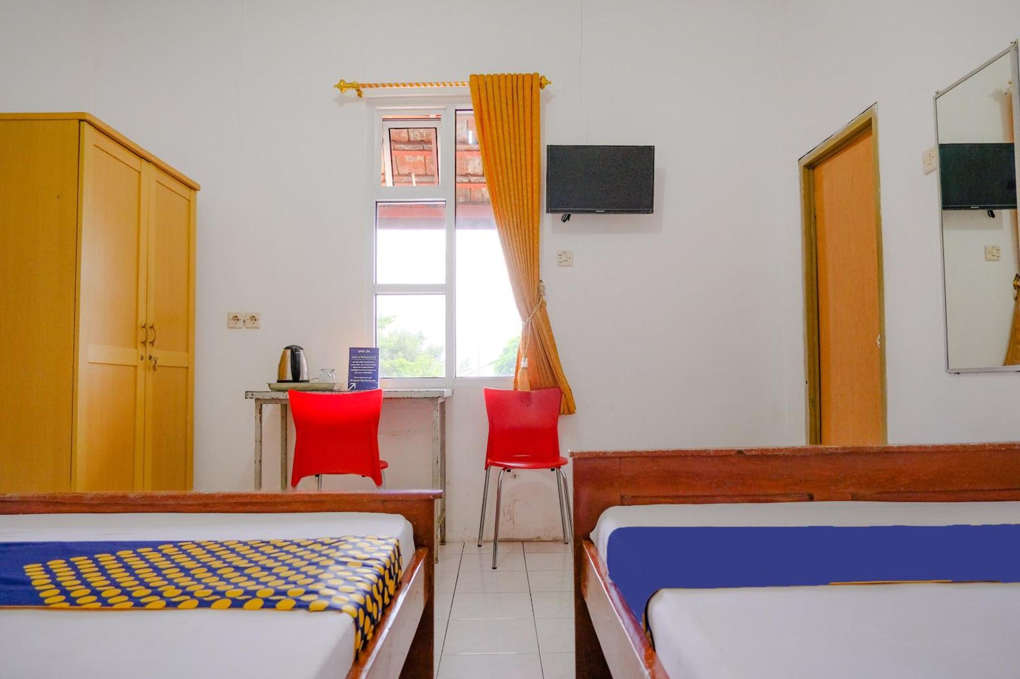 Oyo Life 2638 Hotel Raya Саранган Екстериор снимка